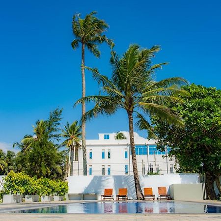 Manara Beach Beruwala Bagian luar foto