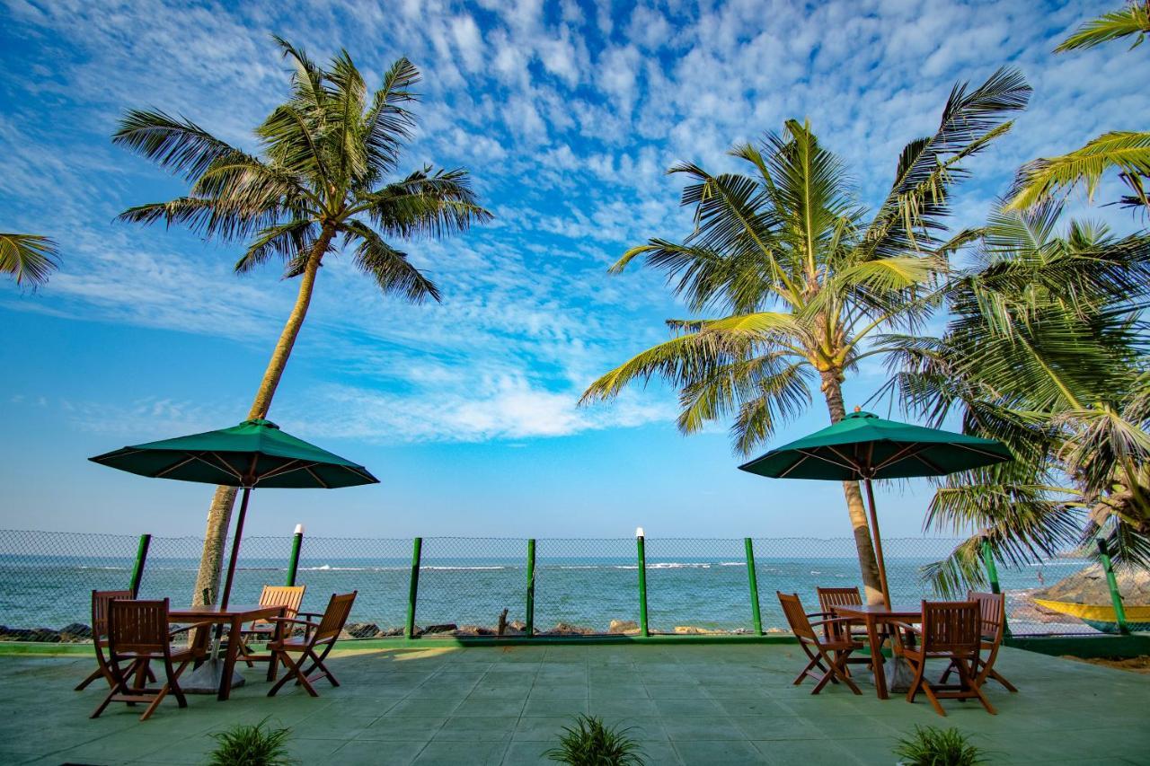 Manara Beach Beruwala Bagian luar foto